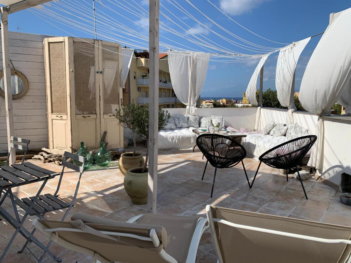 Il Giardino D'Ulisse Bed & Breakfast Реджо ди Калабрия Екстериор снимка