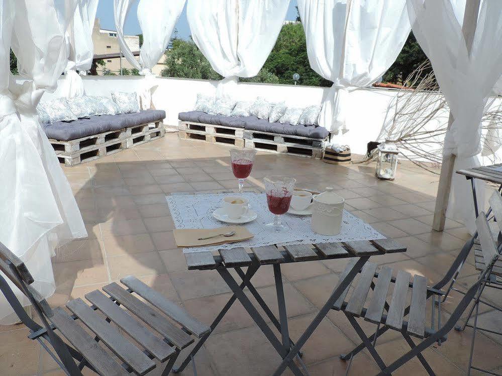 Il Giardino D'Ulisse Bed & Breakfast Реджо ди Калабрия Екстериор снимка