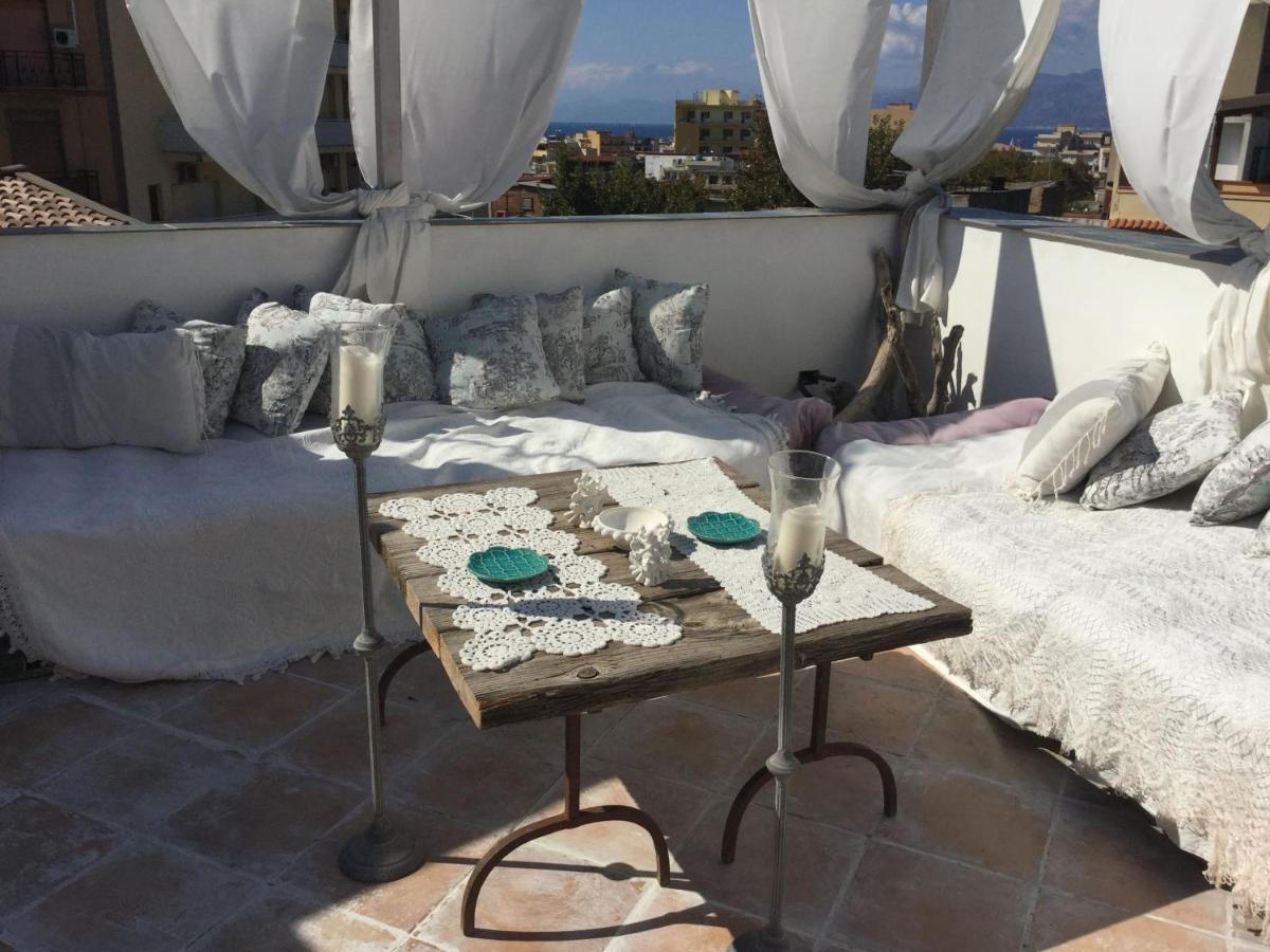Il Giardino D'Ulisse Bed & Breakfast Реджо ди Калабрия Екстериор снимка